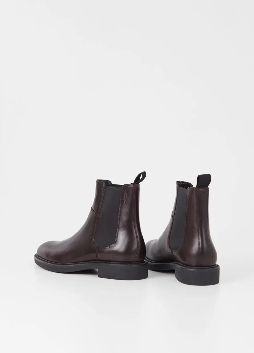 Alex M Stiefel
