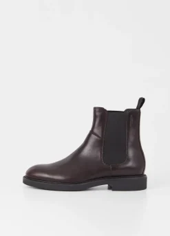 Alex M Stiefel