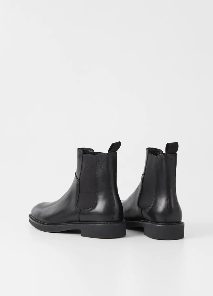 Alex M Stiefel