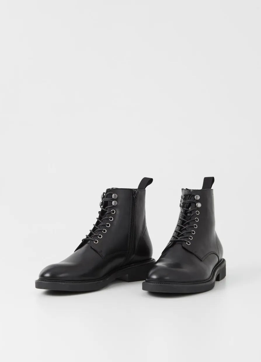 Alex M Stiefel