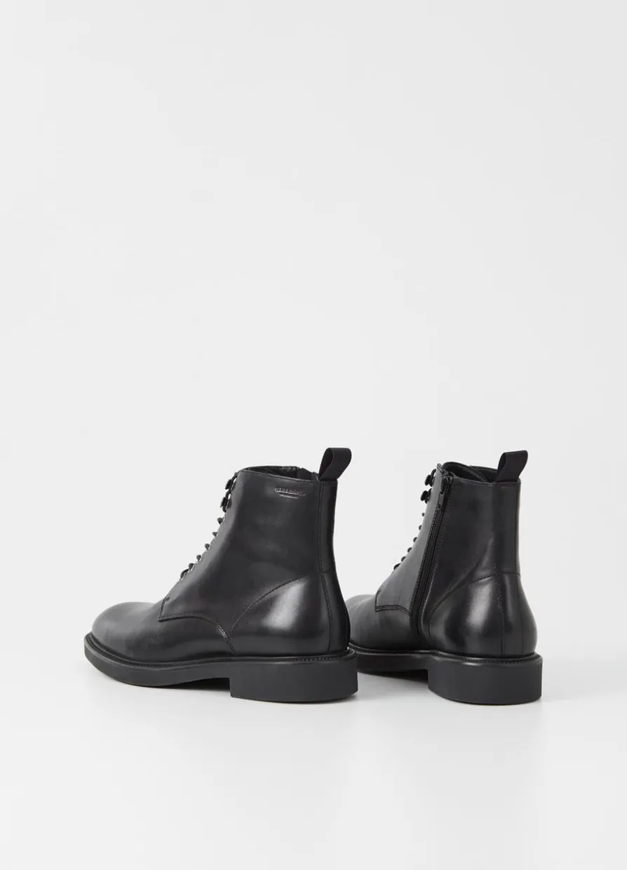 Alex M Stiefel