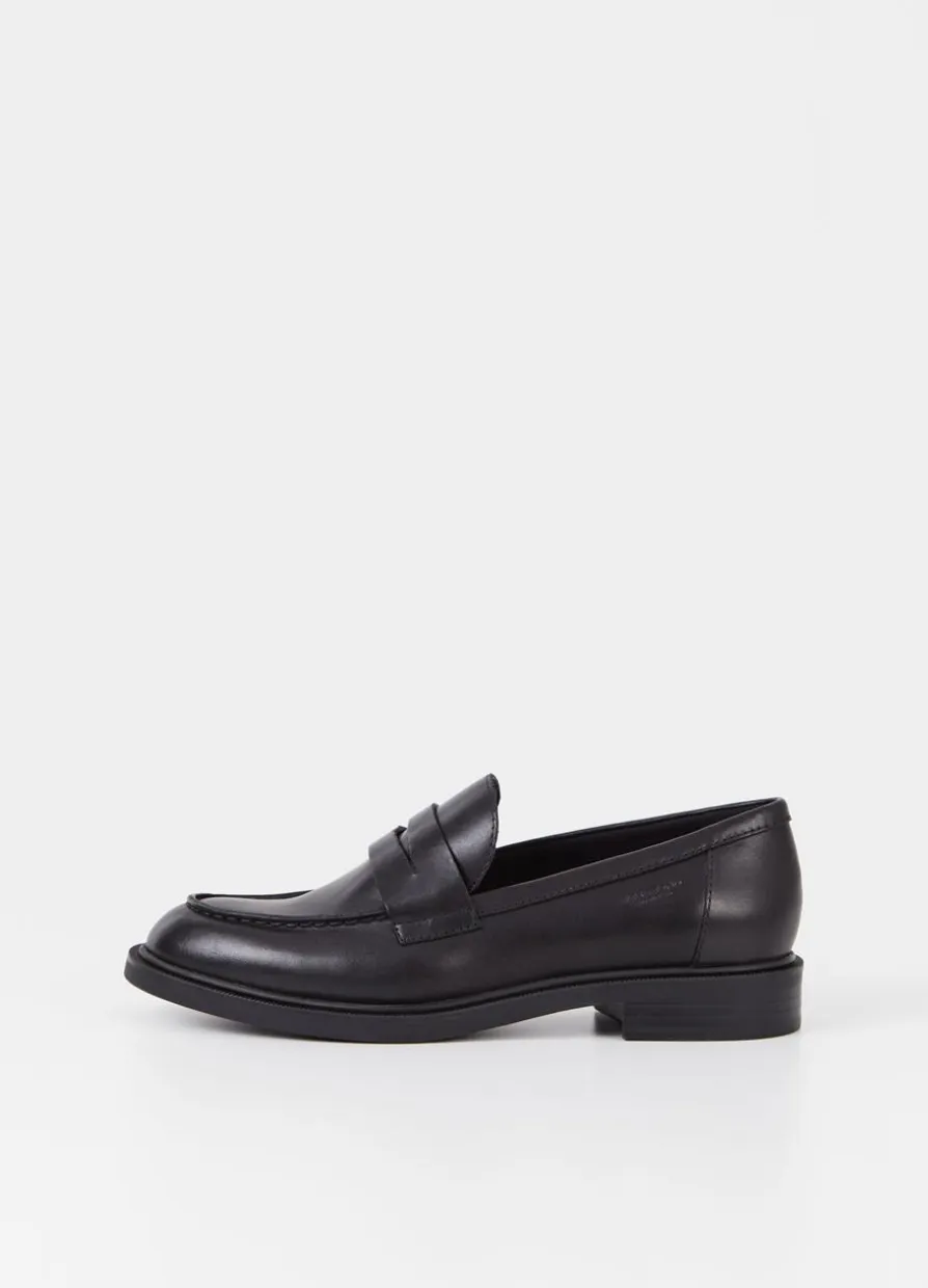 Amina Loafer