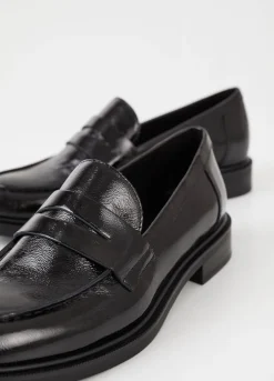 Amina Loafer