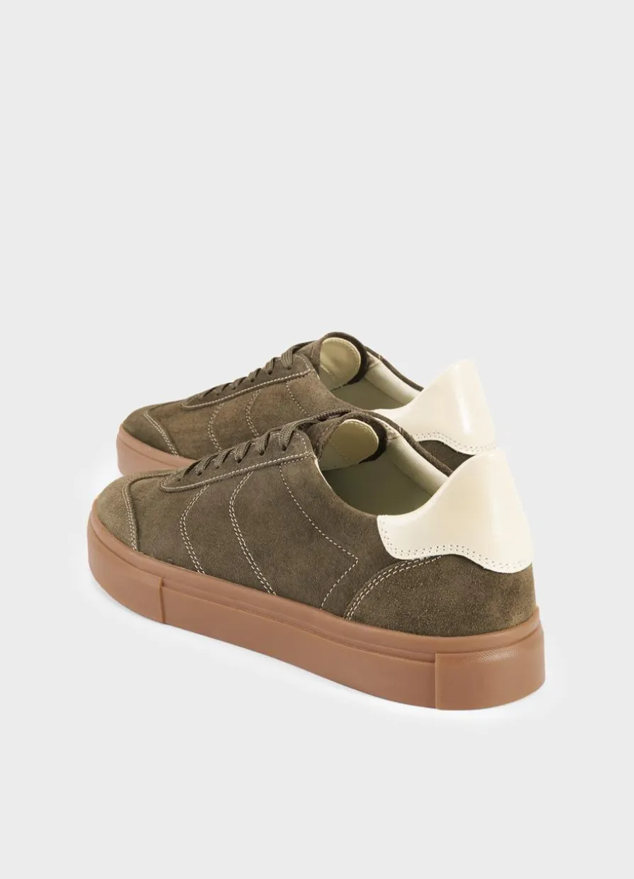 Cody Sneaker