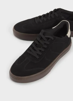 Cody Sneaker