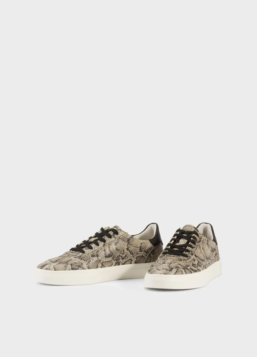 Cody Sneaker