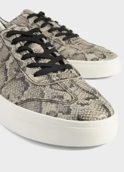 Cody Sneaker