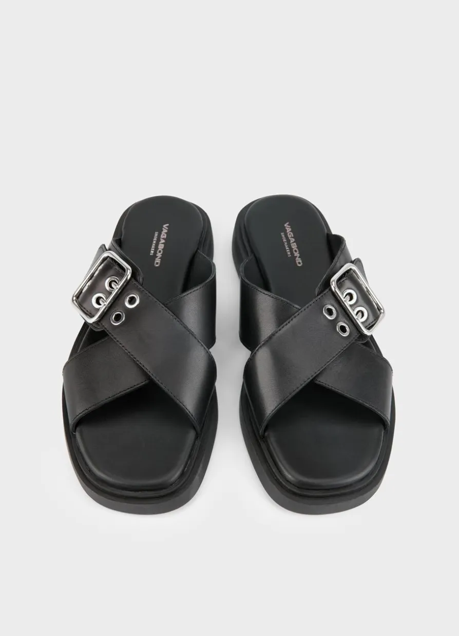 Connie Sandalen