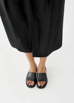 Connie Sandalen