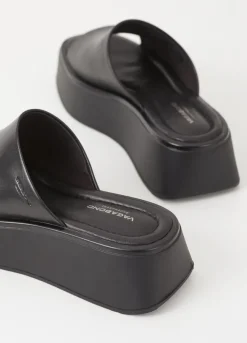 Courtney Sandalen