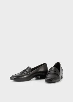 Debbi Loafer