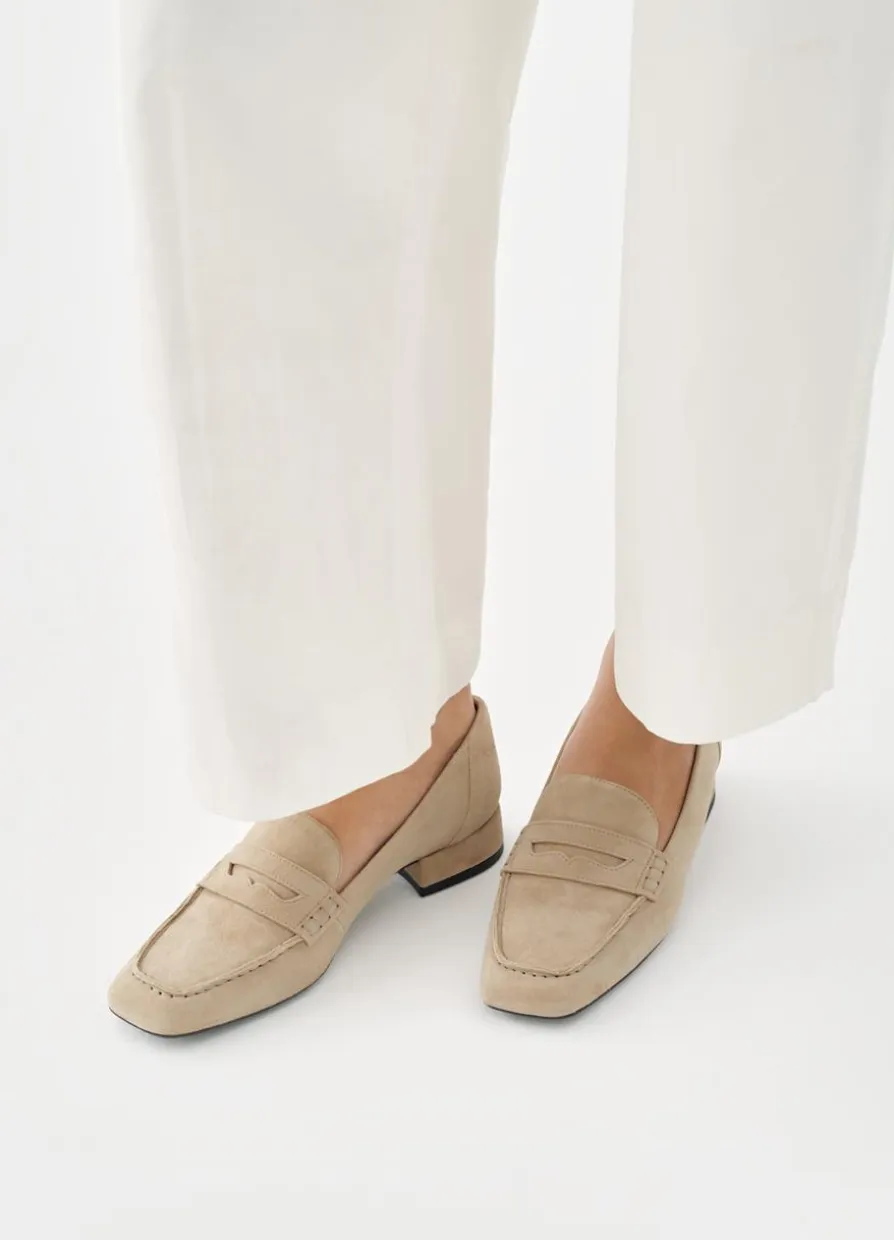 Debbi Loafer