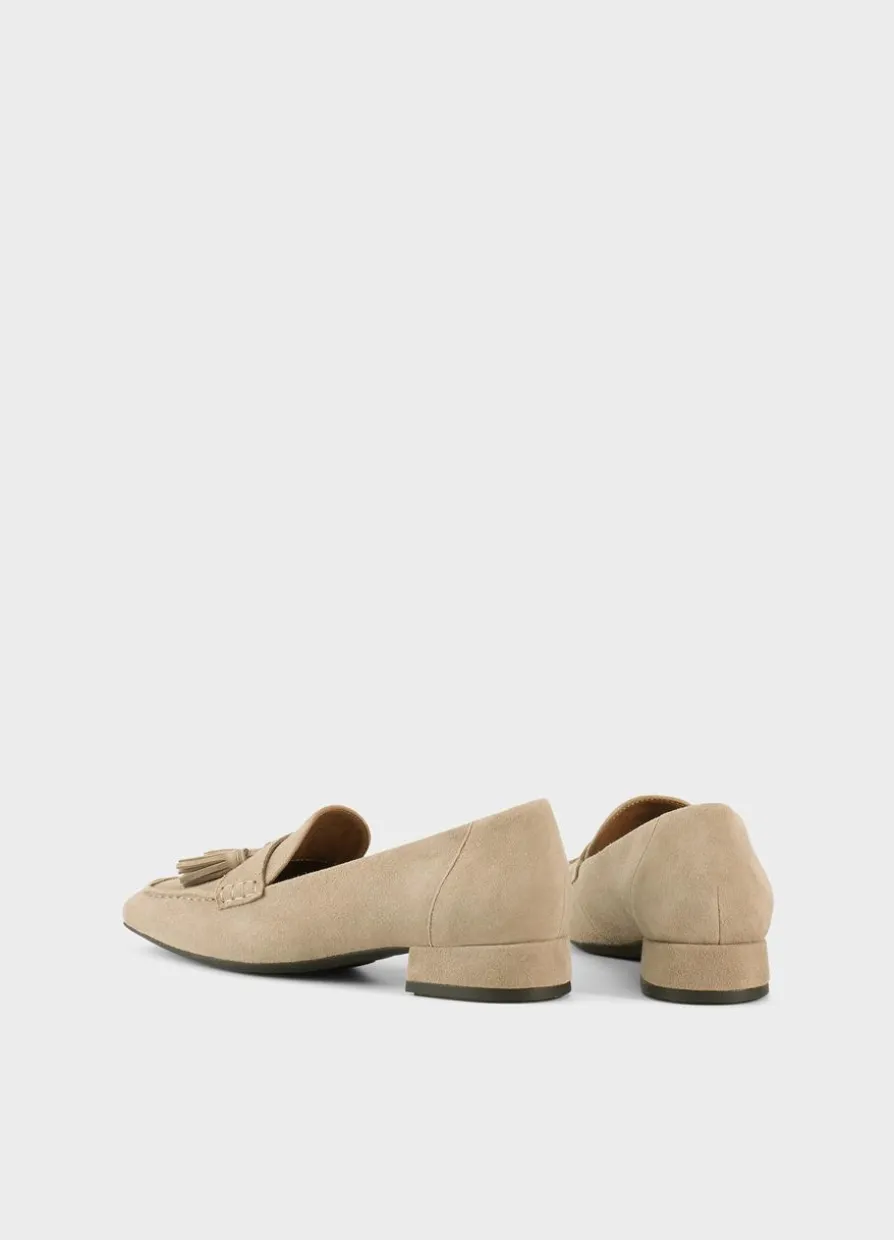 Debbi Loafer