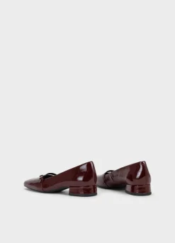 Debbi Pumps