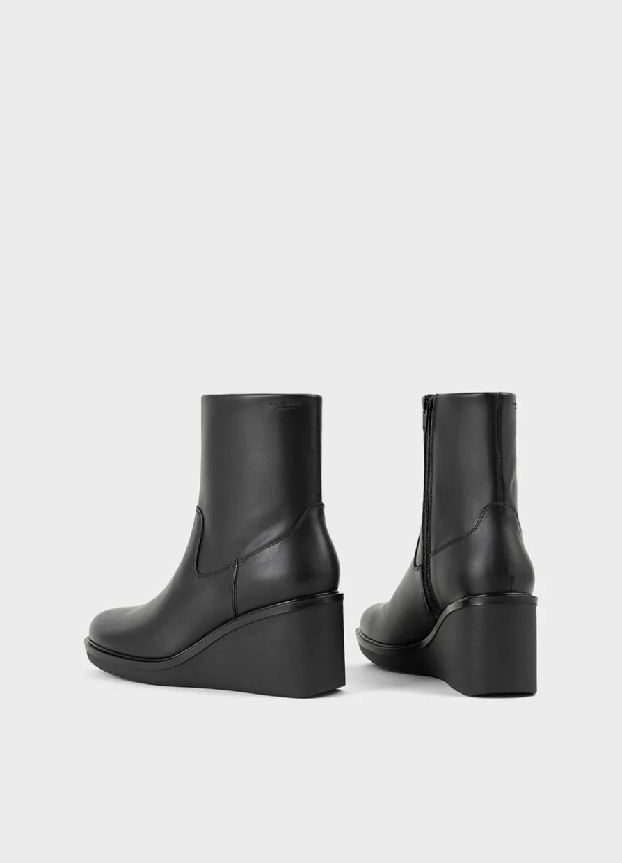 Deena Stiefel