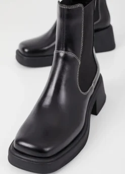 Dorah Stiefel