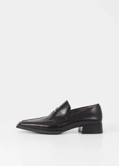 Eida Loafer