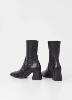 Hedda Stiefeletten