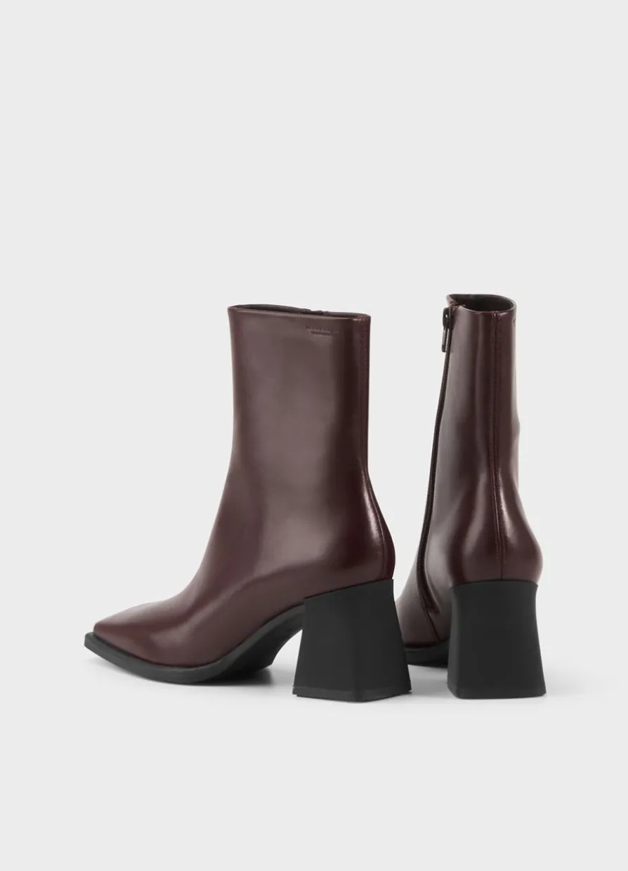 Hedda Stiefeletten
