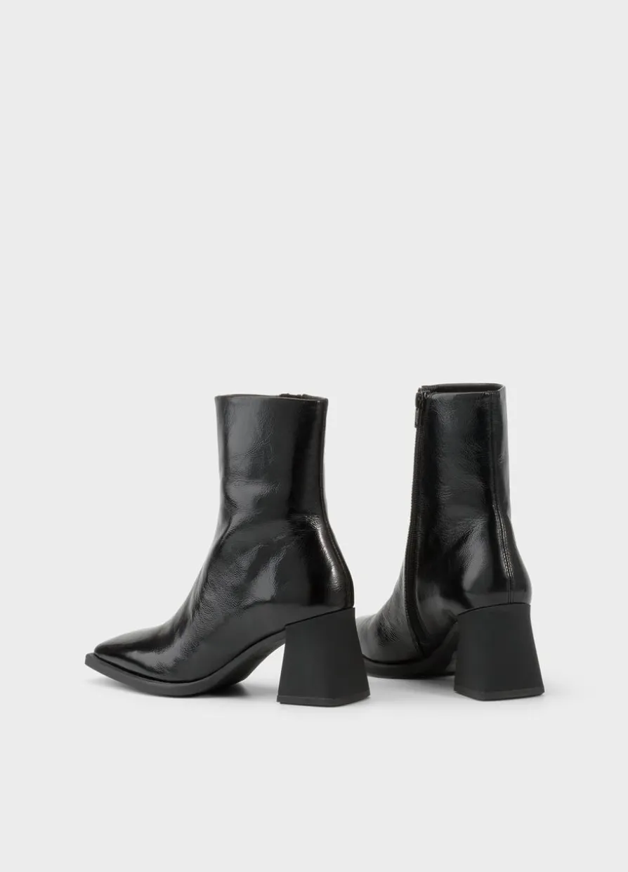 Hedda Stiefeletten