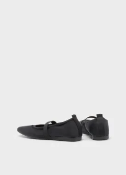Hillary Ballerinas