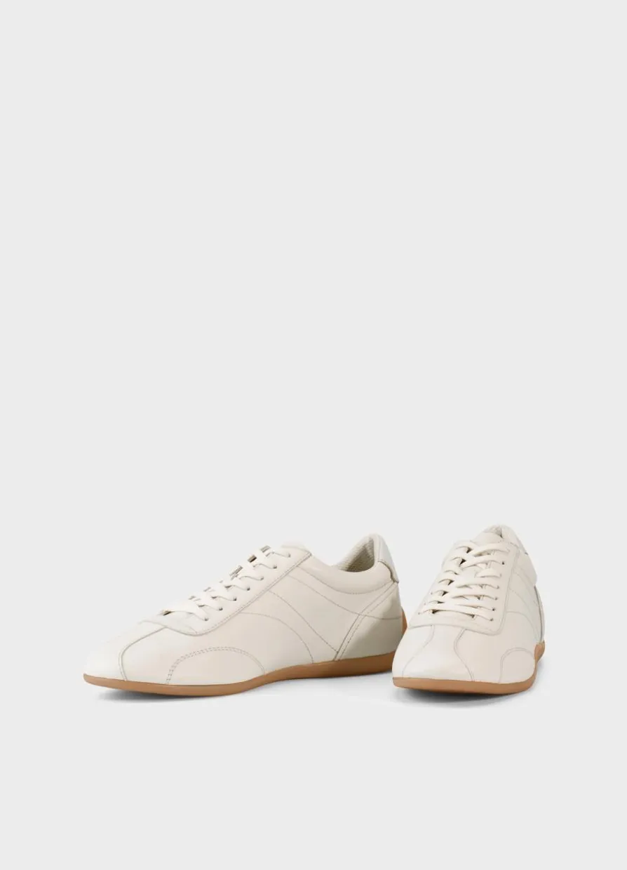 Hollie Sneaker