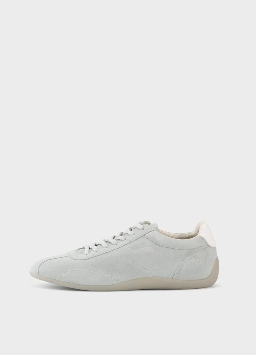 Hollie Sneaker