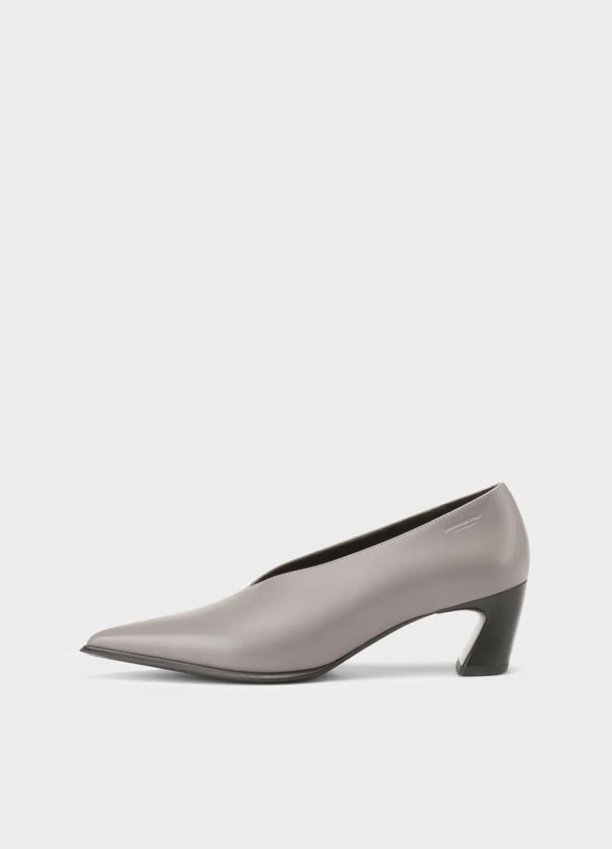 Ilona Pumps