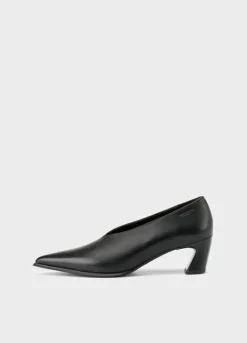 Ilona Pumps