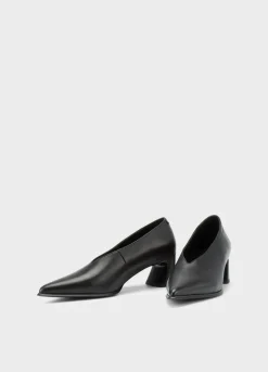Ilona Pumps