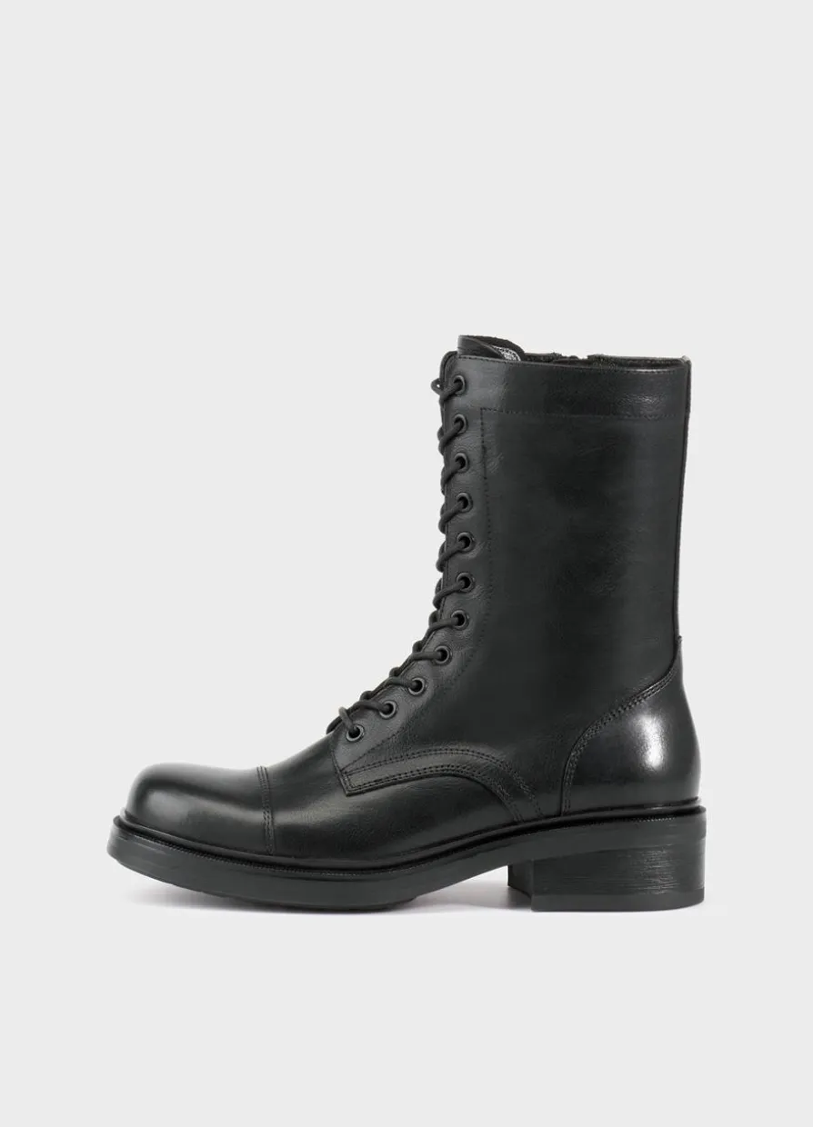 Karlie Stiefel