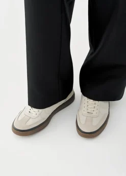 Leo Sneaker