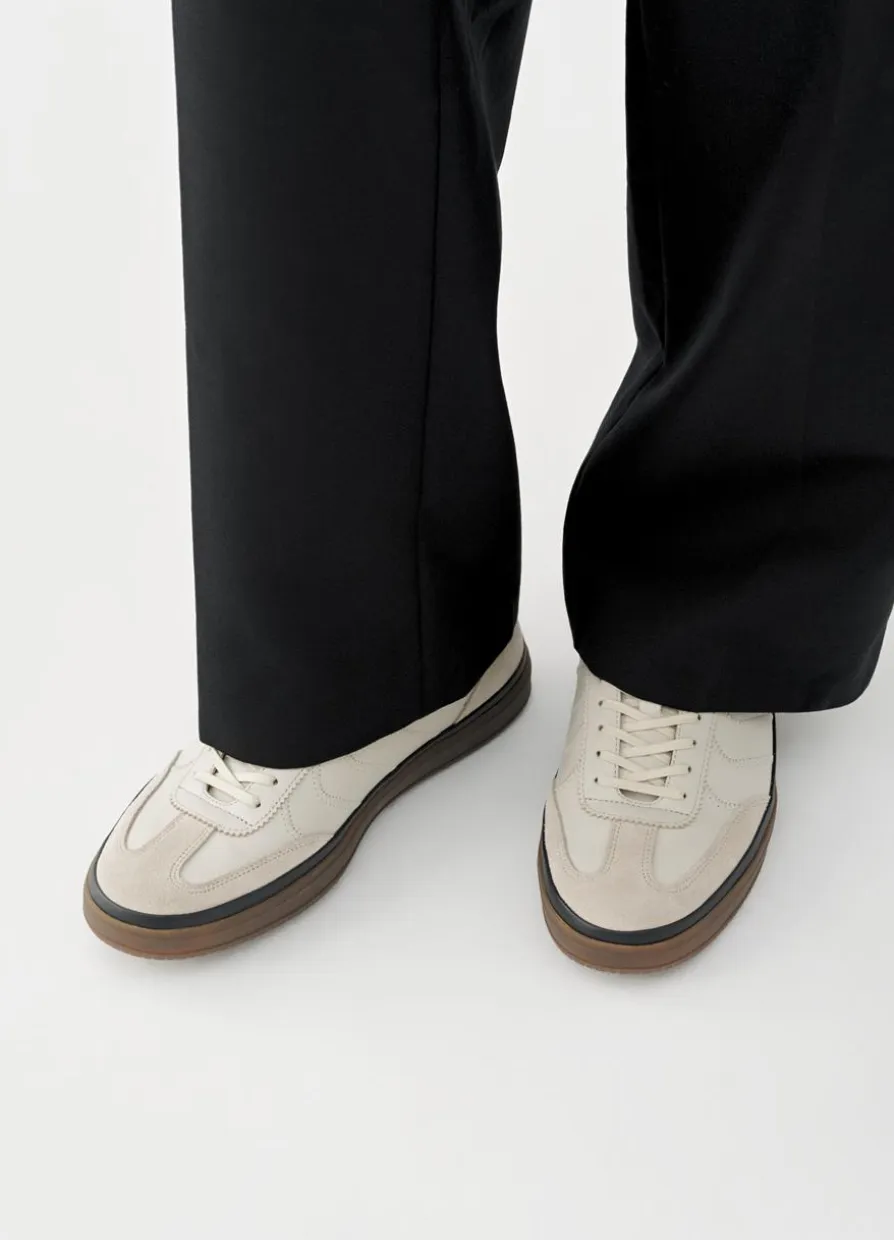 Leo Sneaker