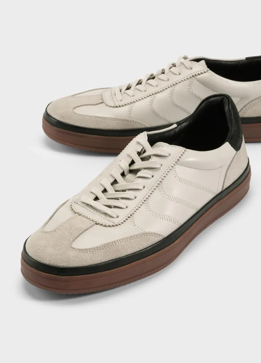 Leo Sneaker