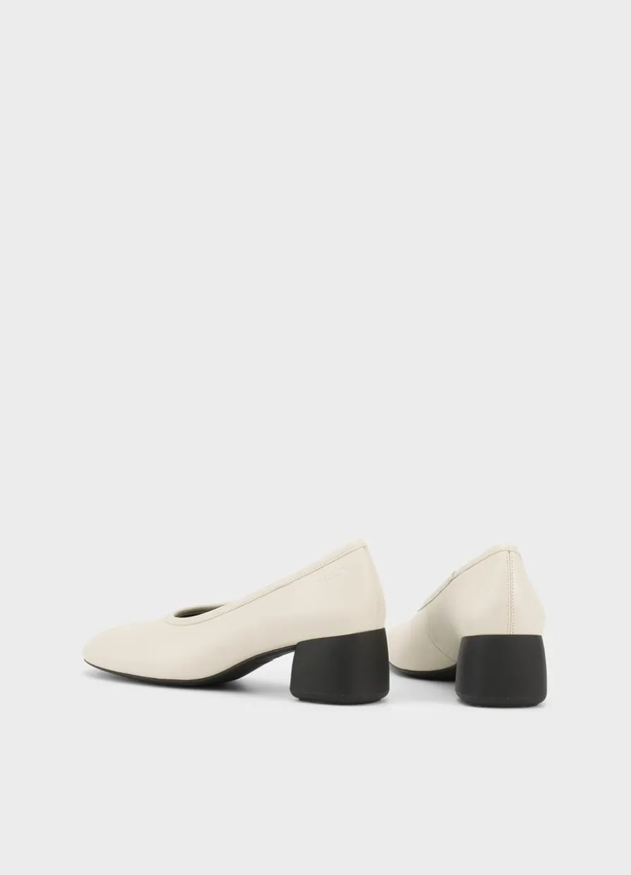 Livia Pumps