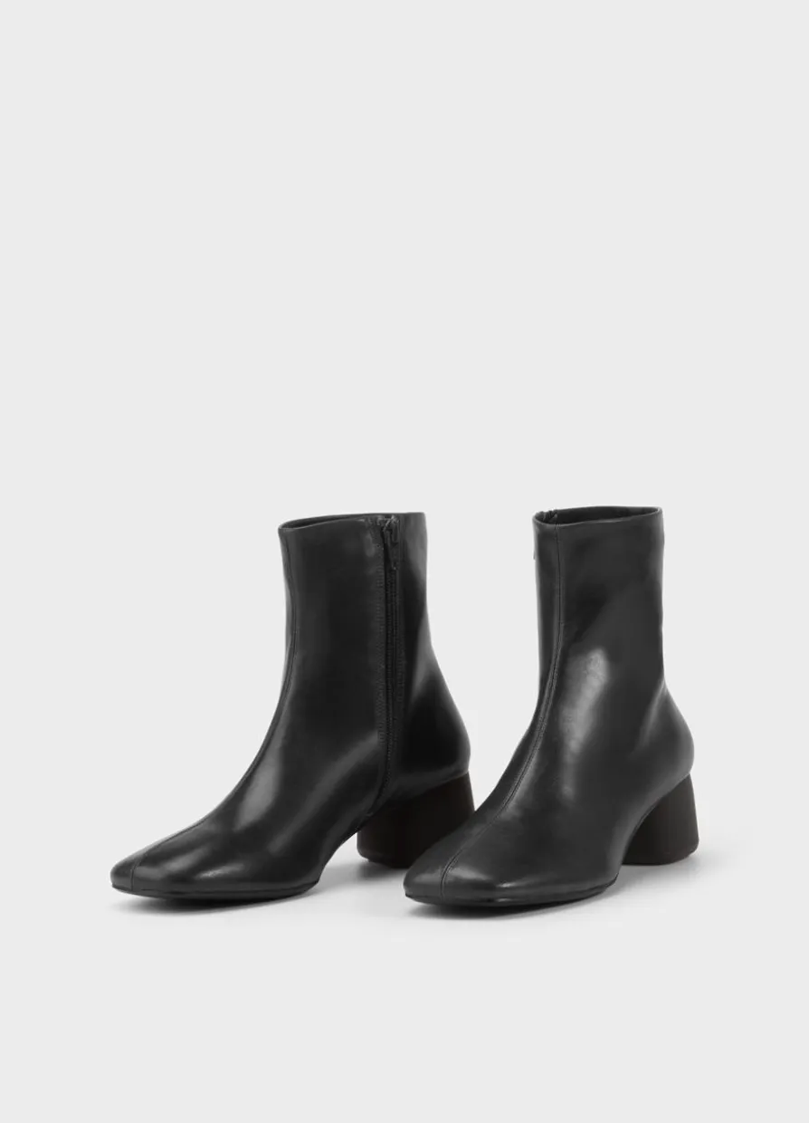 Livia Stiefeletten