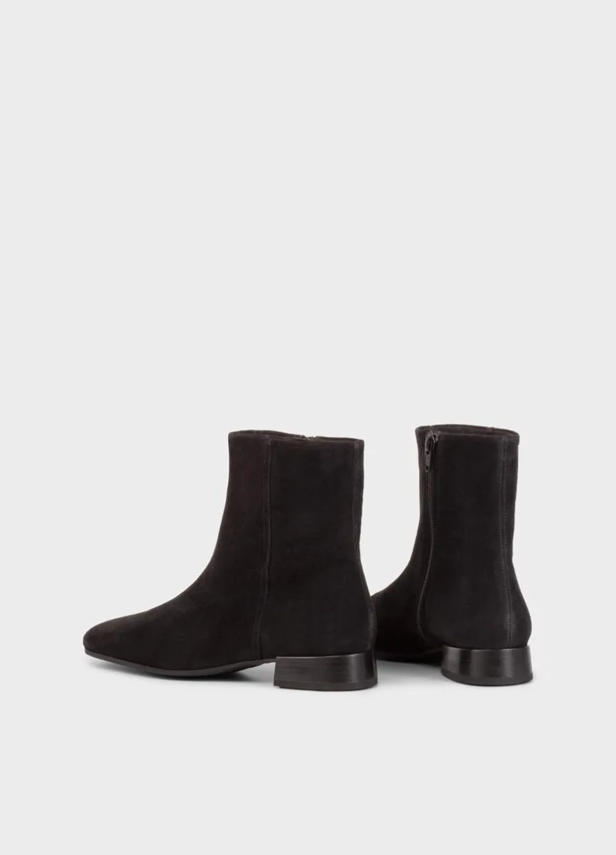 Mona Stiefeletten