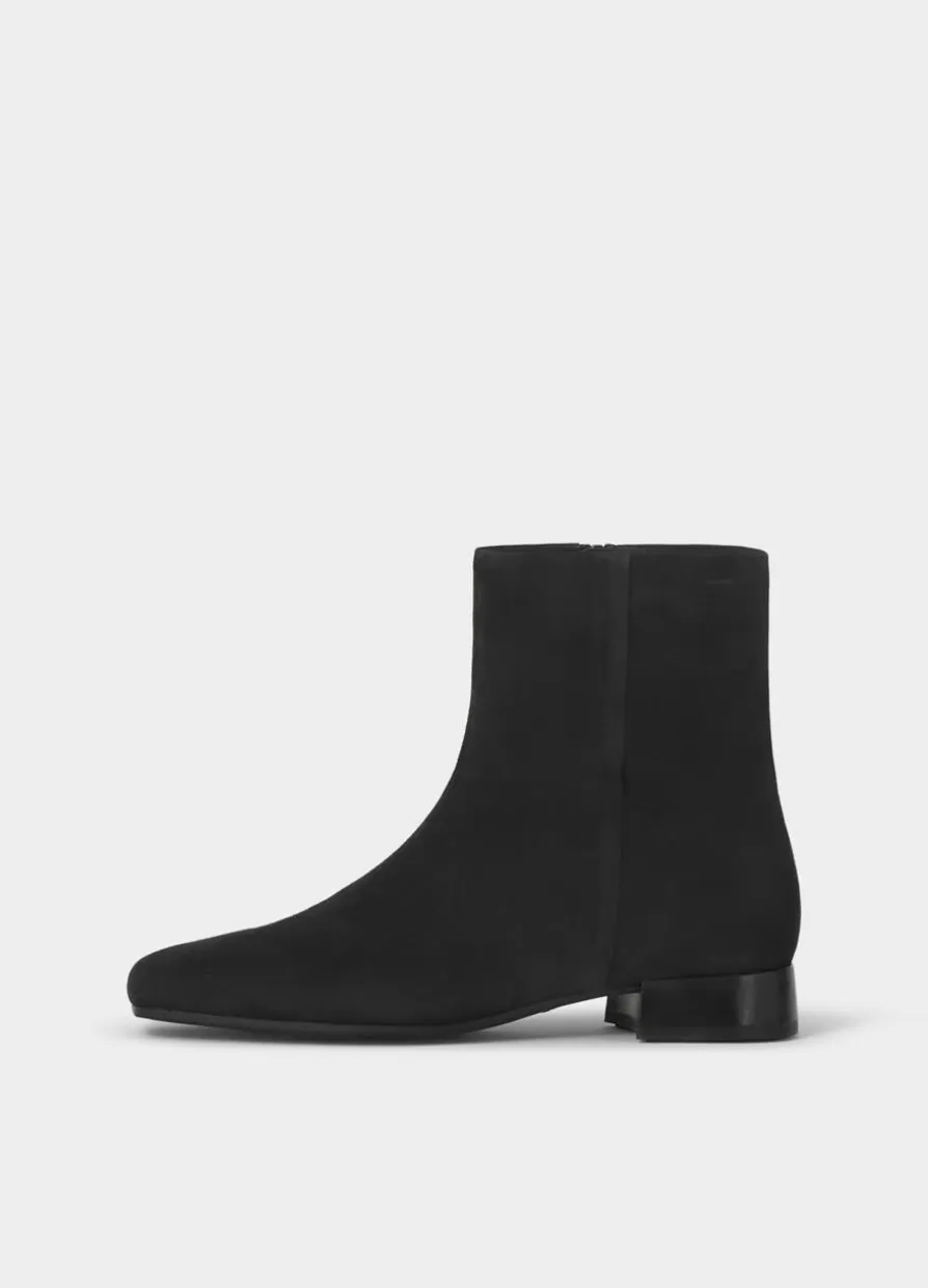Mona Stiefeletten