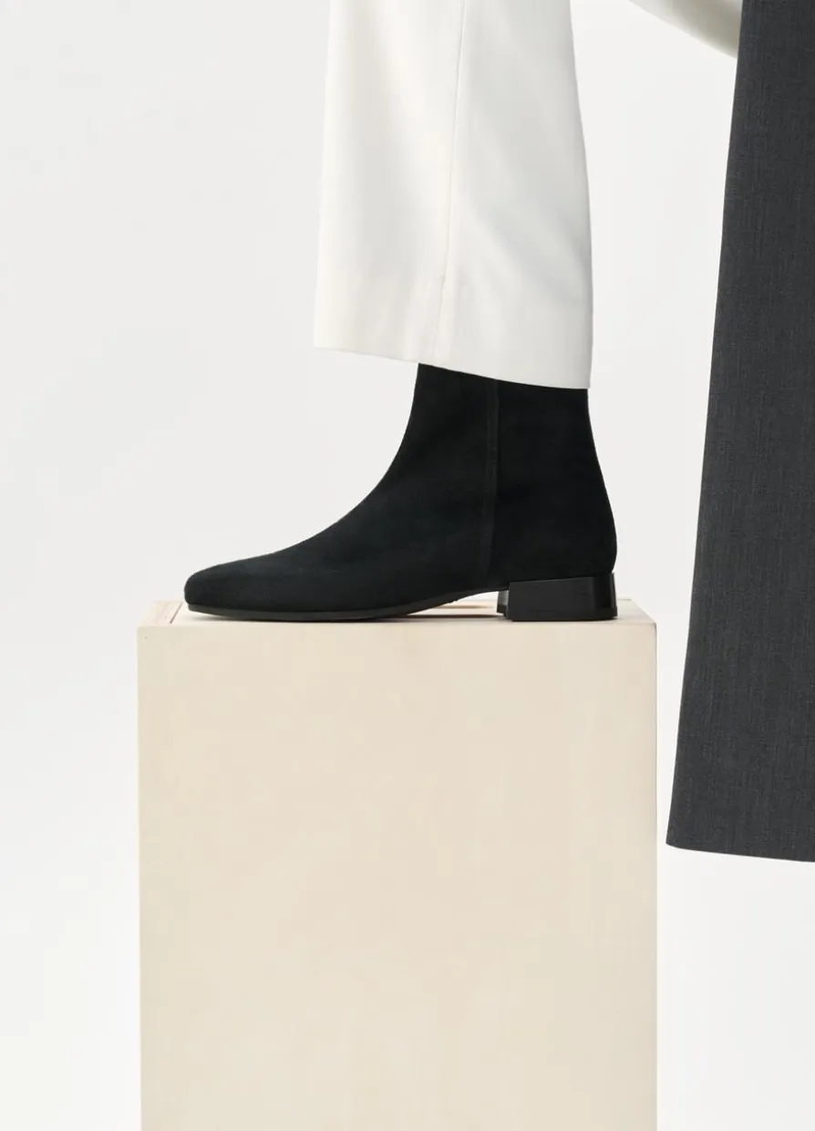 Mona Stiefeletten