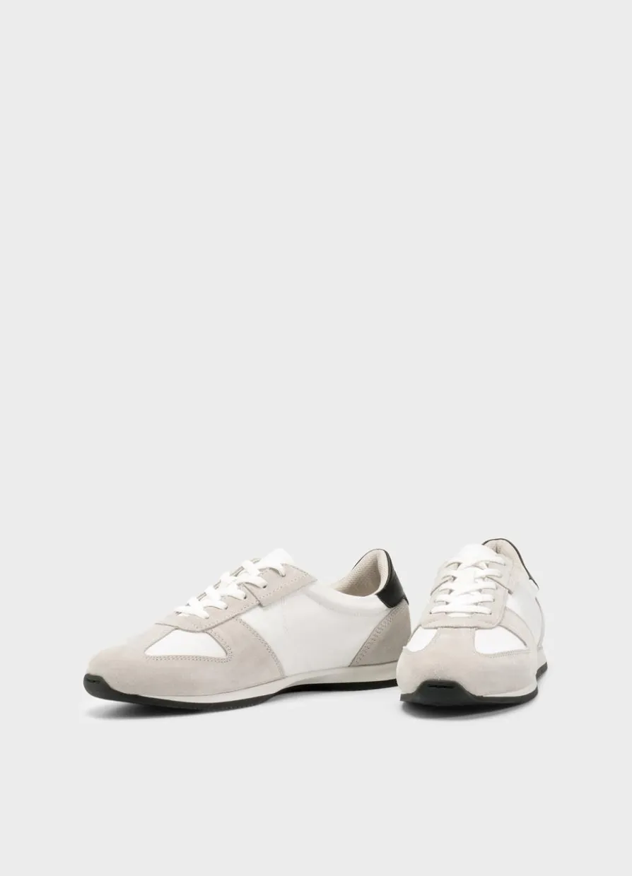 Yasmin Sneaker