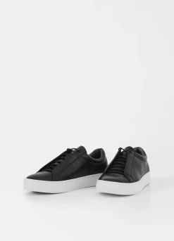 Zoe Sneaker